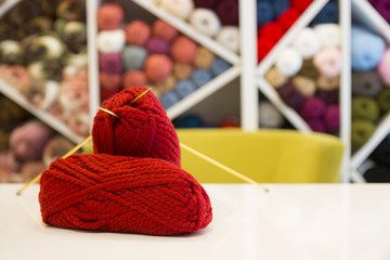 red woll rope and swollen