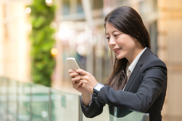 smartwatch with blank screen in businesswoman hands