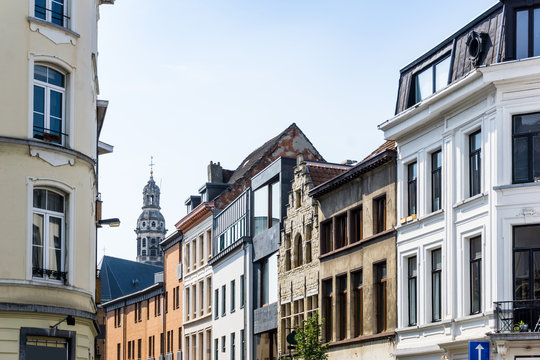 Beautiful Street View Of  Old Town In Antwerp, Belgium, Has Long Been An Important City In The Low Countries, Both Economically And Culturally.