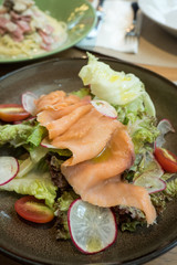 smoked salmon salad