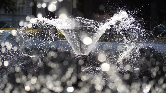 HD Waterfountain in super slow motion
