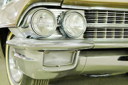 stylish front lights on an vintage American car