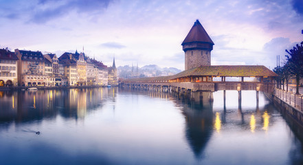 Lucerna Suiza - obrazy, fototapety, plakaty