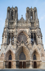 Fototapeta premium Cathedral Notre Dame in Reims, France