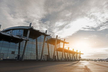 Fototapeta na wymiar Big vitreous high rise house of airdrome