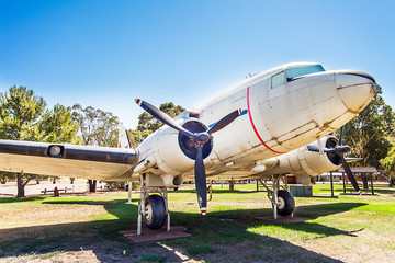 Altes Flugzeug im Stadtpark von West Wyalong New Soth Wales Australien