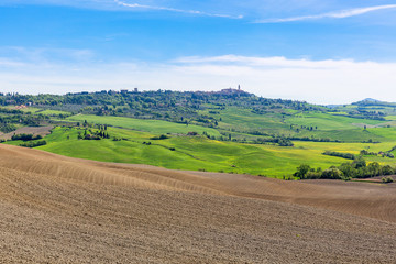 Fototapeta na wymiar Rural landscape view in spring in Tuscany, Italy
