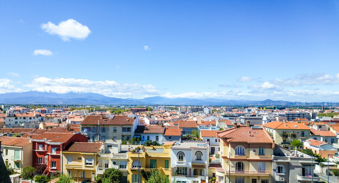 Perpignan skyline