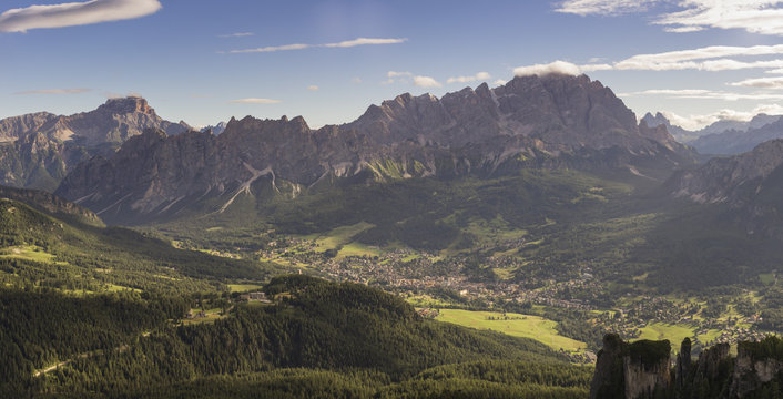 Fototapeta Cortina d'Ampezzo, Veneto, Belluno, Italy. The city of Cortina seen from the top.