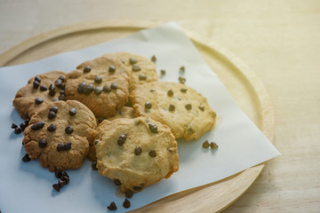 Cookies in wooden tray.