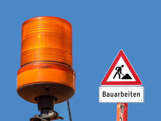 Rundumleuchte Bauarbeiten Schild