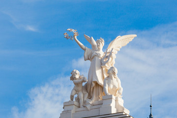 sculpture on the top of the Zurich Opera House building