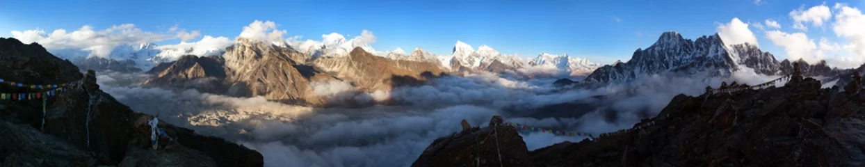 Cercles muraux Makalu Mount Everest, Lhotse, Makalu and Cho Oyu from Gokyo Ri