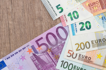 5 10 20 50 100 200 500 full set of euros bills.