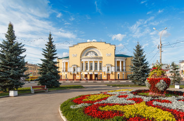 Fototapeta na wymiar Russian state academic drama theatre named after F. Volkov