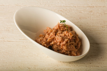 Canned tuna