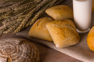 Organic breakfast - bread and milk
