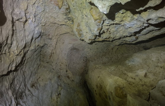 Mayei Cave Ceiling View