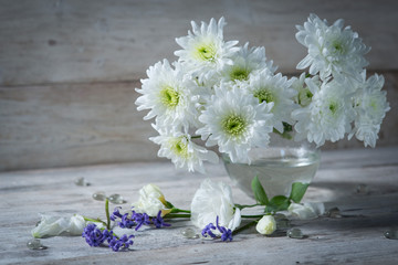 bouquet of white flowers