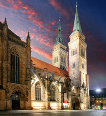 Fototapeta premium St. Lawrence church - Nuremberg, Germany