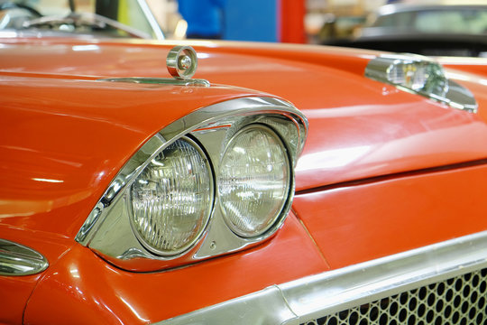 stylish front lights on an vintage American car