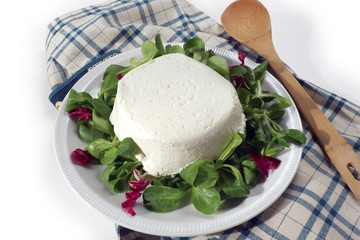Ricotta nel piatto