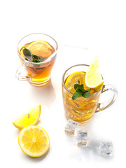 iced tea with lemon