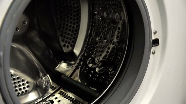 4K Close-up View of Open and Close Washing Machine