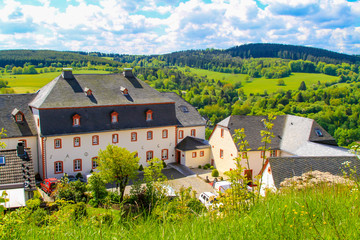 Schlosshotel Burghaus Kronenburg in Kronenburg, Eifel, Deutschland 