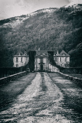 Manoir abandonné