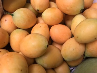 Plum mangoes