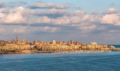Blick auf den Hafen von Alexandria, Ägypten