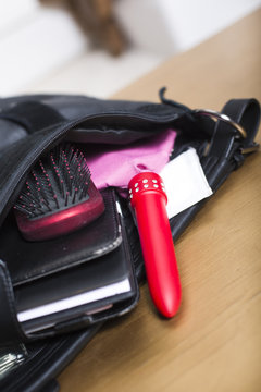 sac de femme et vibromasseur