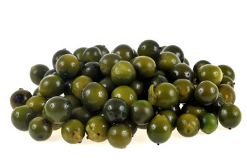 Grains de poivre vert en vrac