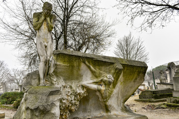 Sculpture funéraire La Séparation du Couple / Cimetière Du Montparnasse
