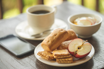 Breakfast with tropical fruit