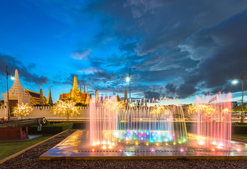 Fototapeta na wymiar colorful fountain in front of the Grand Palace, Bangkok Thailand
