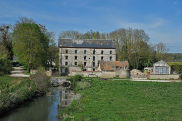 bâtiment en ruines