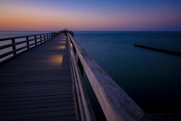 Ostsee Seebrücke beim Sonnenuntergang