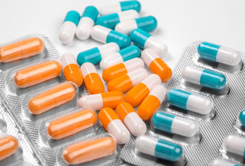 useful pill for health yellow and sinii