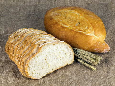White bread and wheat spikes