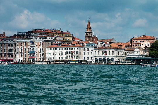 A Day in Vience