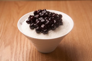  shaved ice with blueberry