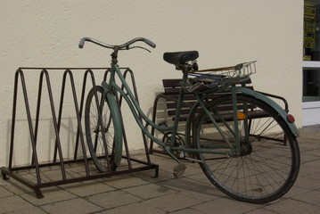 Naklejka na ściany i meble Rural bicycle