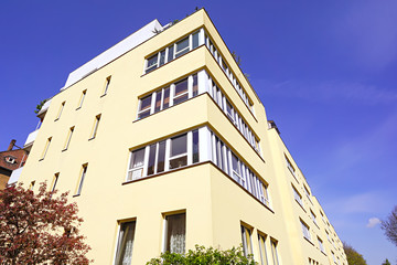 Modernes Wohngebäude in Deutschland