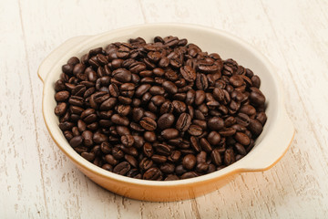 Roasted coffee beans