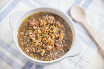 Linsensuppe
