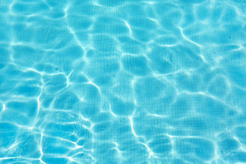 Fototapeta na wymiar Patterns movement of water in the pool
