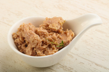 Canned tuna