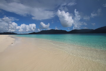 Curieuse Island Beach, Seychelles, Indian Ocean, Africa / Beautiful white sandy beach with a view to Praslin Island.